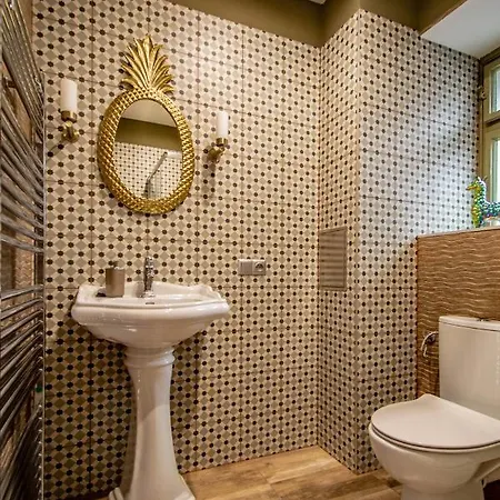 3bdr Oasis In The Heart Of Apartment *