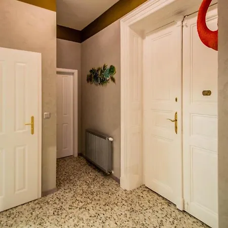Διαμέρισμα 3bdr Oasis In The Heart Of