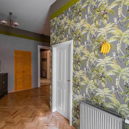 3bdr Oasis In The Heart Of Апартаменты