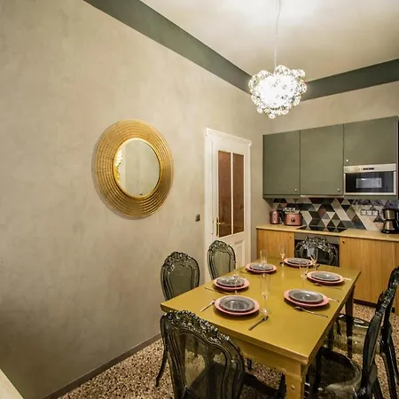 3bdr Oasis In The Heart Of Apartment Prag