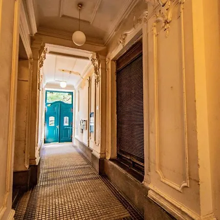 Apartamento 3bdr Oasis In The Heart Of