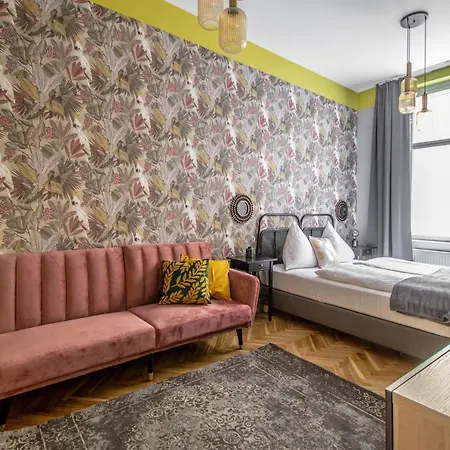 3bdr Oasis In The Heart Of Apartment Prag